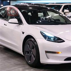 تسلا موديل 3